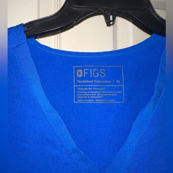 Figs women’s Blue Catarina V-Neck scrub top XL medical uniform nurse doctor - Picture 3 of 9